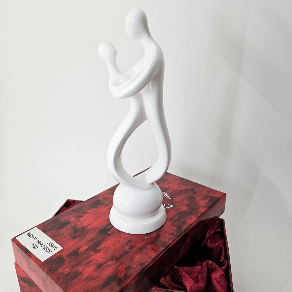 Unicorn Studio Glossy White Fine Bone China Lovers Dance Figurine Brand New
